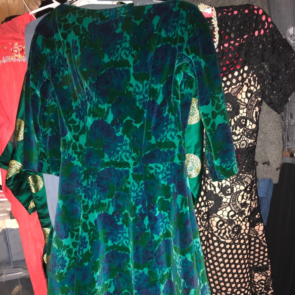 Talk with me before purchasing-Roos/Atkins Vintage Dress- 478$150 or $135w/offer